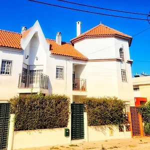 villa-cielo.hotels-lisbon-portugal.com/